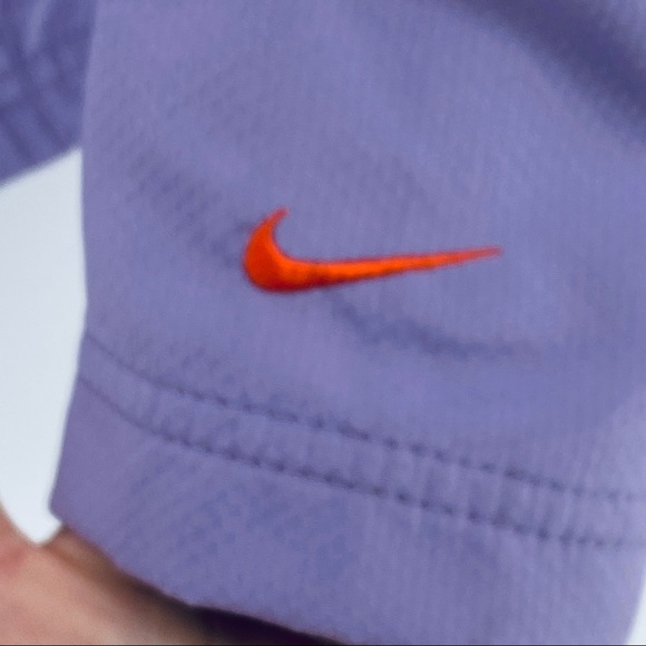 Nike Women's Fit Dry Size Medium Purple & White Mesh Lined Full Zip Jacket - Picture 8 of 11